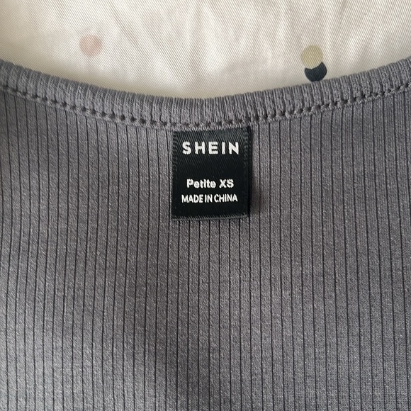 Dark grey, circle neck tank top - Picture 2 of 6